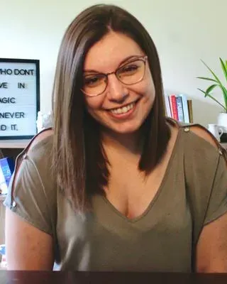 Nicole Locorriere, MS, LMFT, owner of Prologue Therapy in Flemington, New Jersey